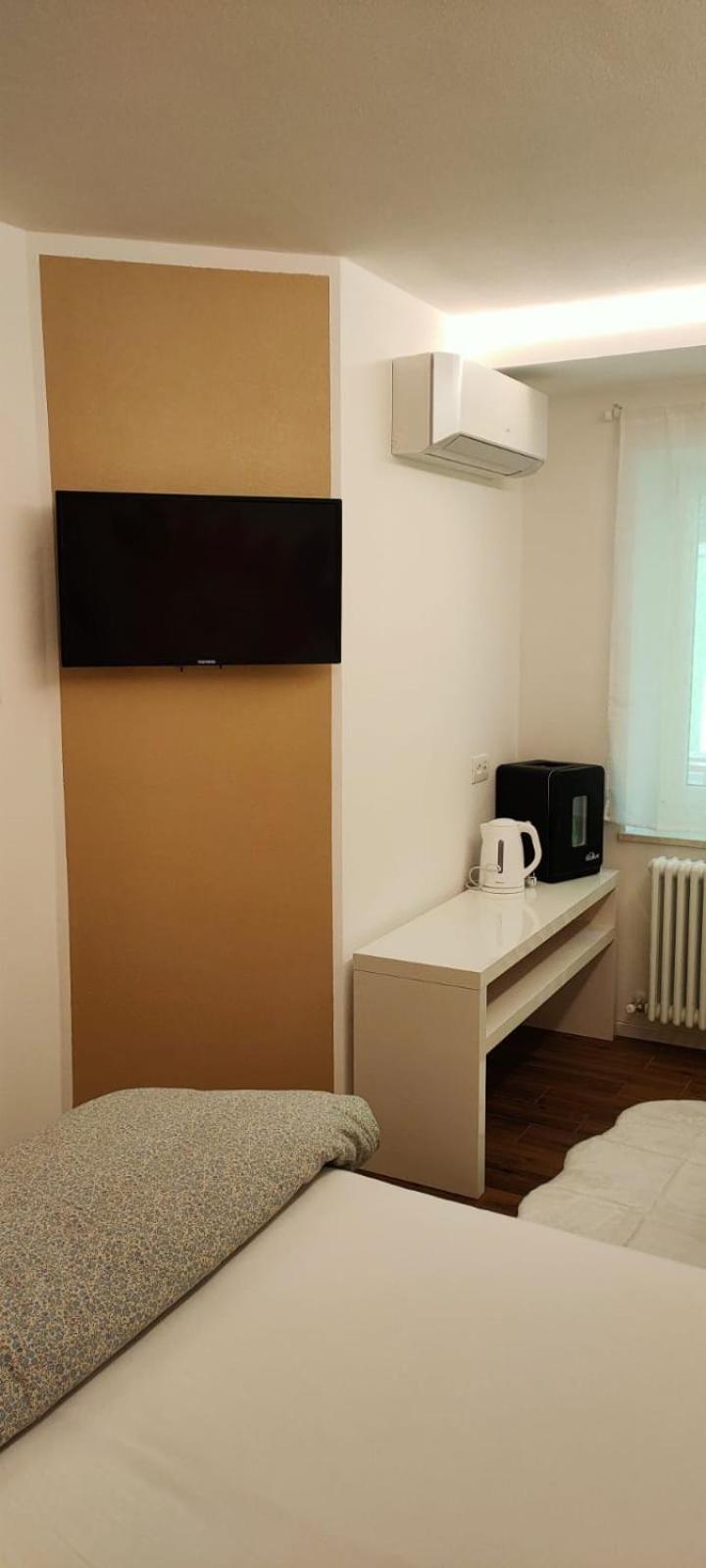 Bed and Breakfast Casa Pitem Torbole Sul Garda Camera foto