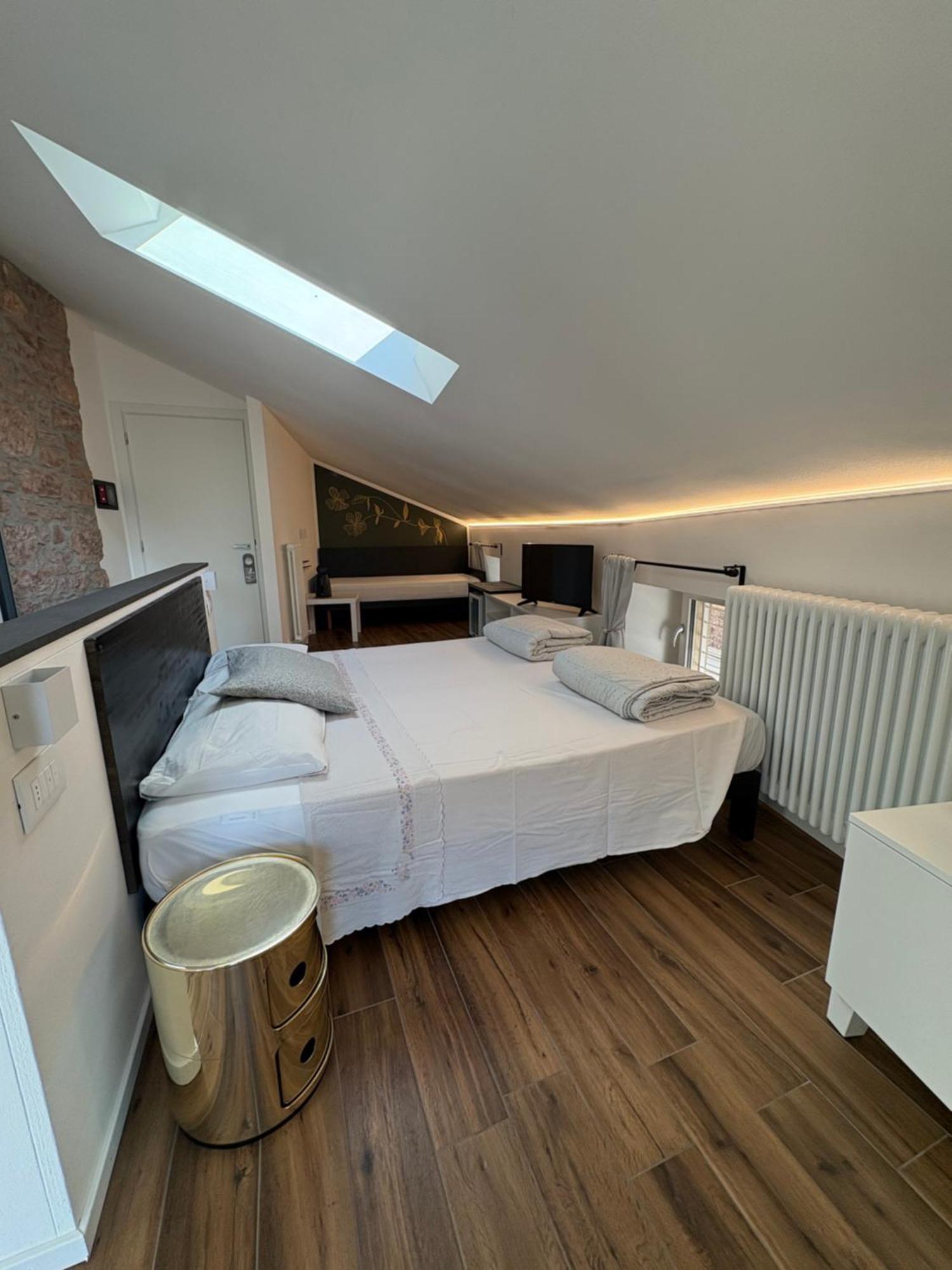 Bed and Breakfast Casa Pitem Torbole Sul Garda Camera foto