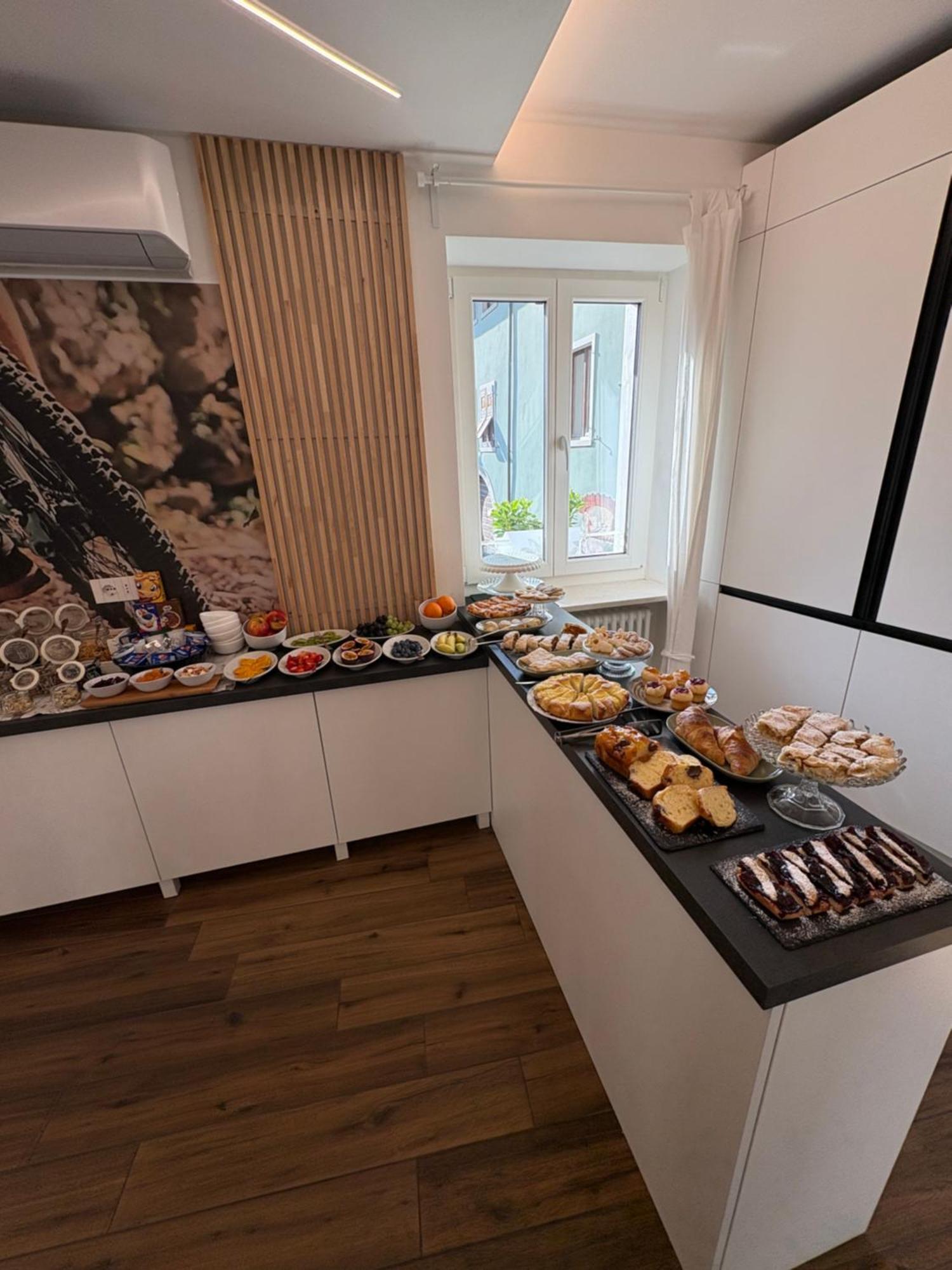 Bed and Breakfast Casa Pitem Torbole Sul Garda Esterno foto