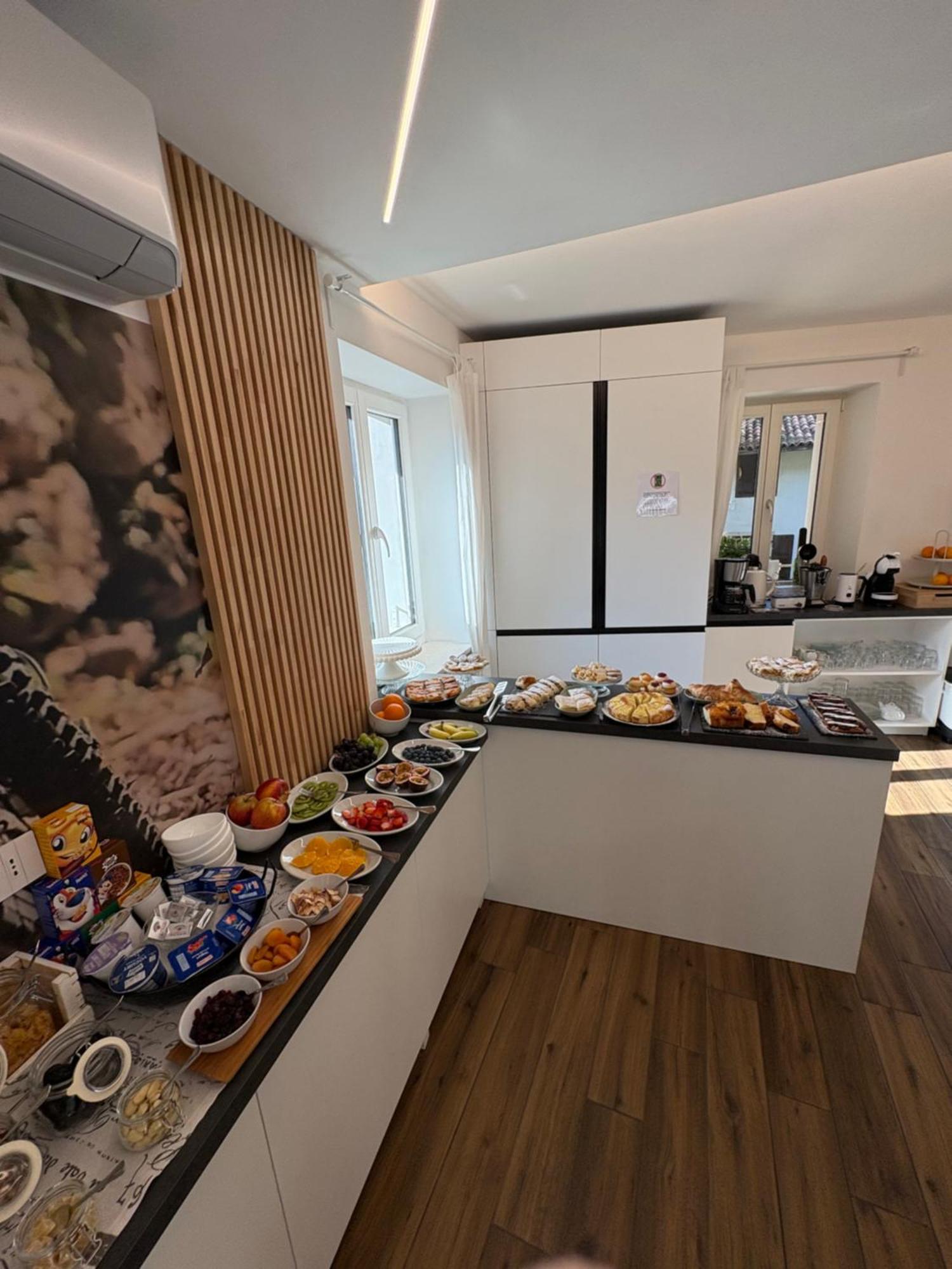 Bed and Breakfast Casa Pitem Torbole Sul Garda Esterno foto